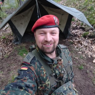 Marc Djukic als aktiver Reservist bei der Bundeswehr