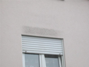 Fensterlaibungen können eine Schwachstelle für kondensatbedingter Schimmelbildung sein.