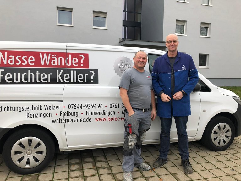 Prüfung vom TÜV Rheinland Viktor Huss mit Prüfer Herr Nolden