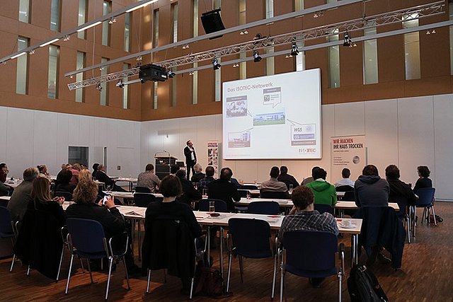 Atrium der HWK Schwaben Präsentation Bogs über unser Netzwerk