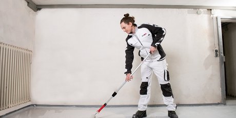 ISOTEC-Kellerbodensanierung Schritt 2 Versiegelung des Bodens