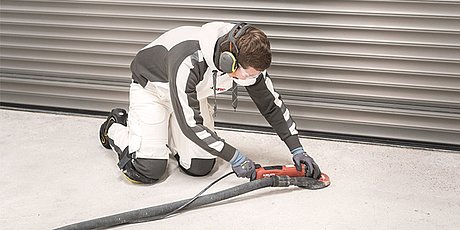 ISOTEC-Garagenbodensanierung Schritt 1 vorbereiten ISOTEC-Garagenbodensanierung Schritt 1 vorbereiten
