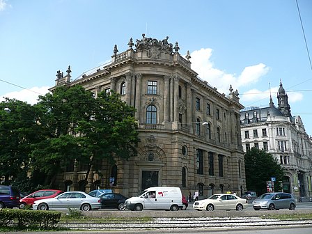 Alte Börse München: Anspruchsvolle Trocknung