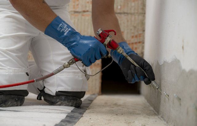 Rissinjektion und ISOTEC-Flexband