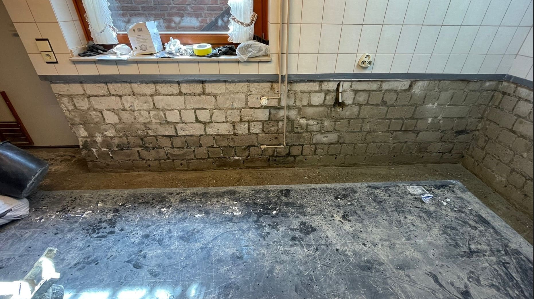 Untergrundvorbereitung-innenabdichtung