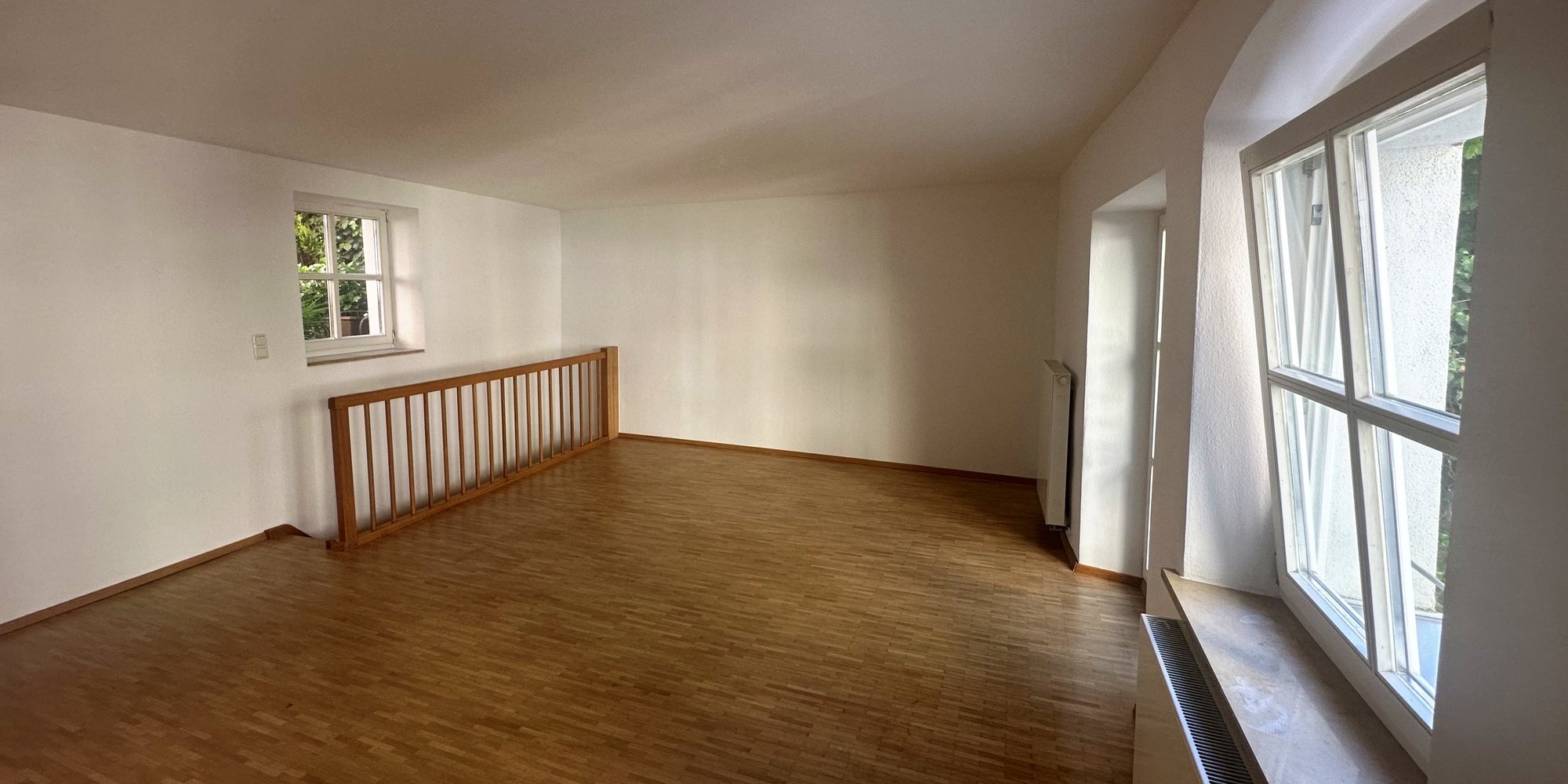 Trockene Wohnung nach Innenabdichtung und Klimaplatte