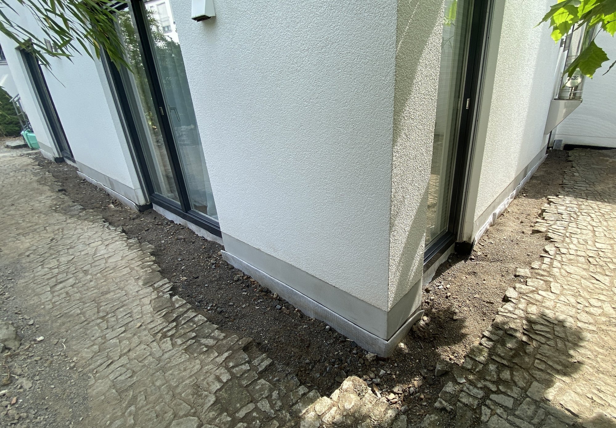 Gebäudesockel nach Abdichtung