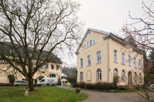 Bei Feuchtigkeitsschäden hilft nur noch eine professionelle Sanierung Ihrer Immobilie Steigern Sie den Werterhalt Ihrer Immobilie durch eine fachgerechte Beratung und Sanierung