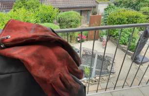 sicher grillen mit Grillhandschuh sicher grillen mit Grillhandschuh