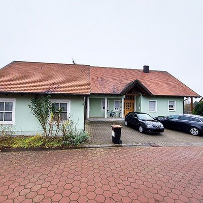 Mehrfamilienhaus Waigolshausen